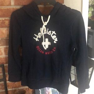Gently worn Vintage Hollister Ocean Watch CA Hoodie. Navy blue. Worn twice.